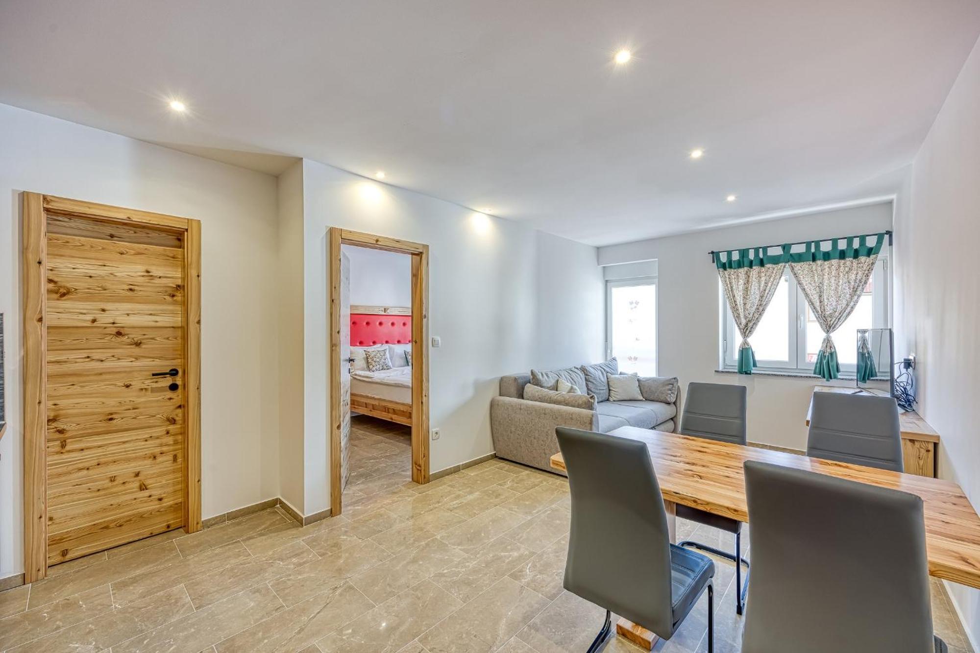 Apartments Viktor Ratece ภายนอก รูปภาพ