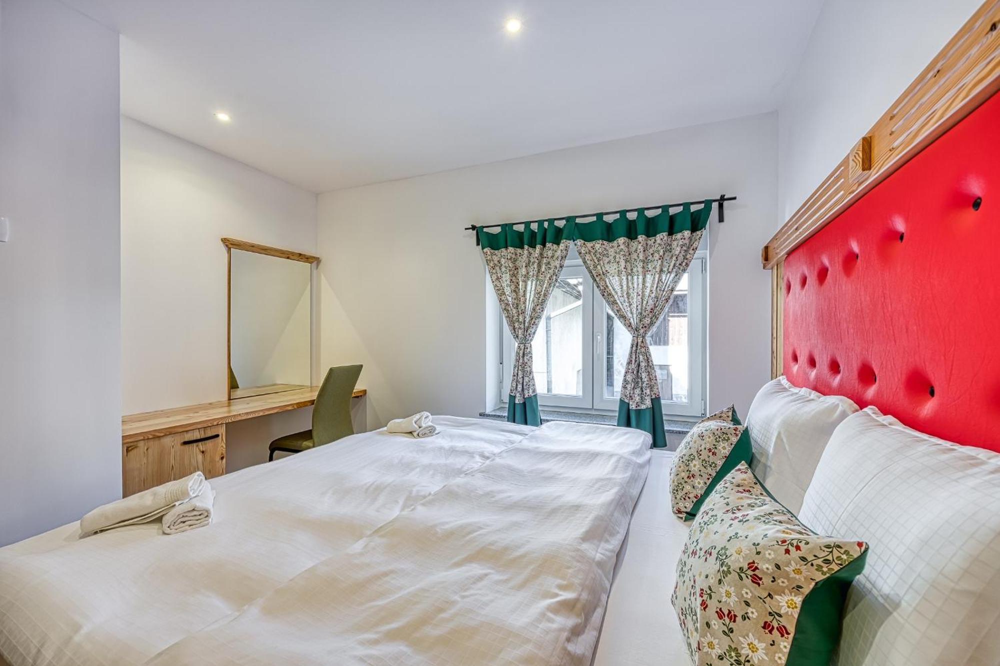 Apartments Viktor Ratece ภายนอก รูปภาพ