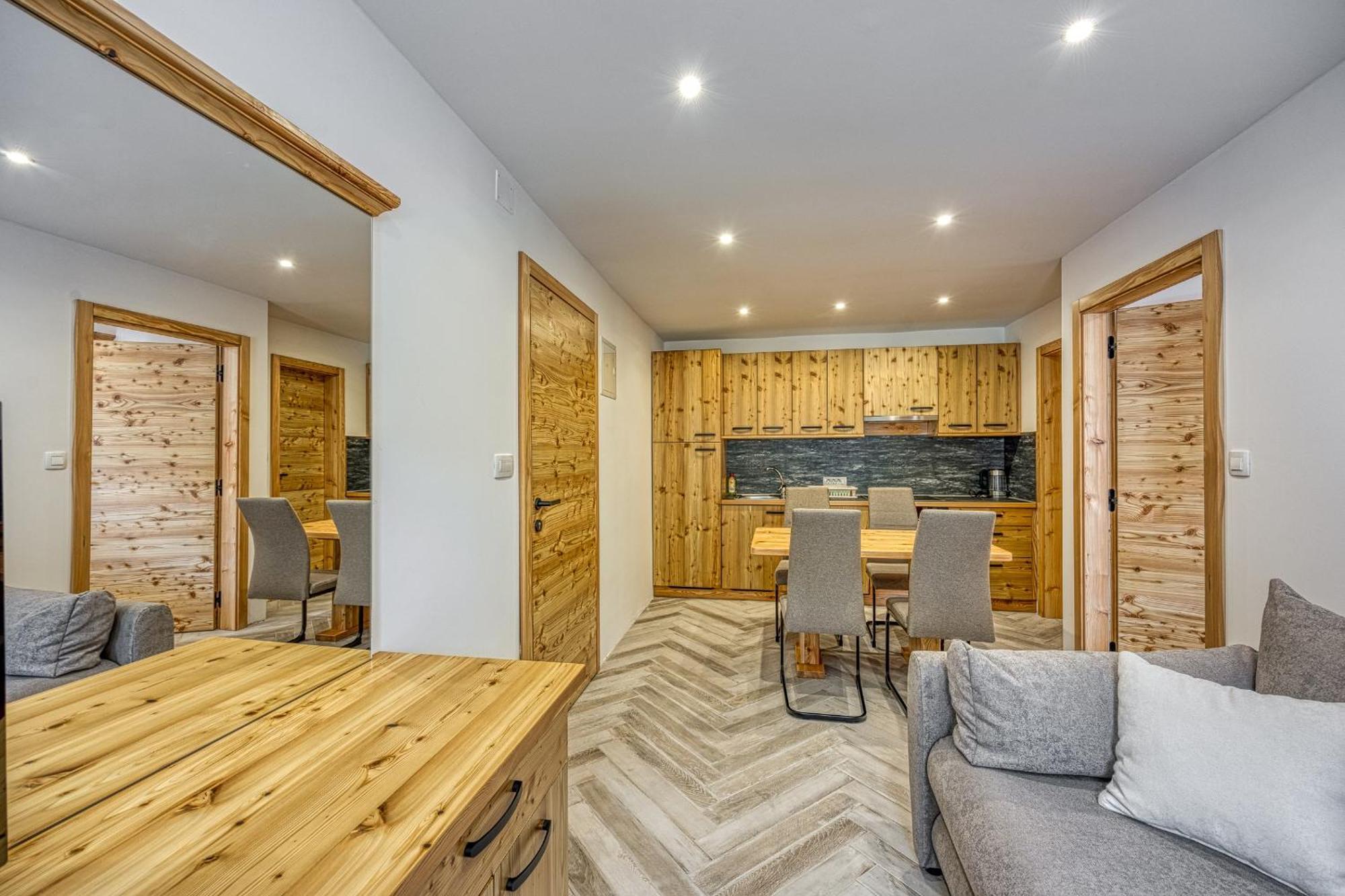 Apartments Viktor Ratece ภายนอก รูปภาพ