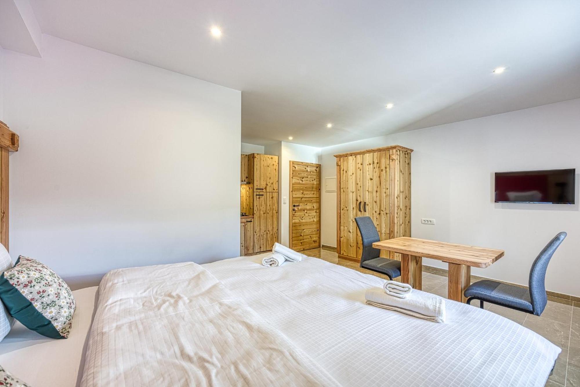 Apartments Viktor Ratece ห้อง รูปภาพ